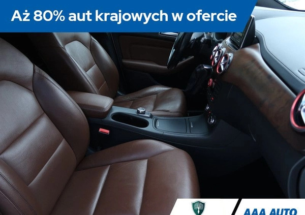 Mercedes-Benz Klasa B cena 50000 przebieg: 104176, rok produkcji 2012 z Siedliszcze małe 301